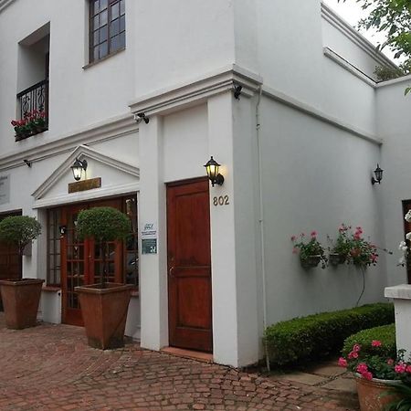 Oxnead Guesthouse Pretoria Ngoại thất bức ảnh